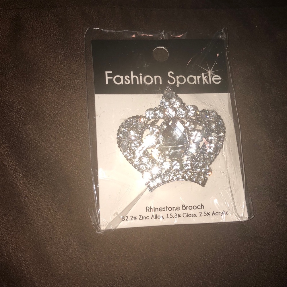 Brooch